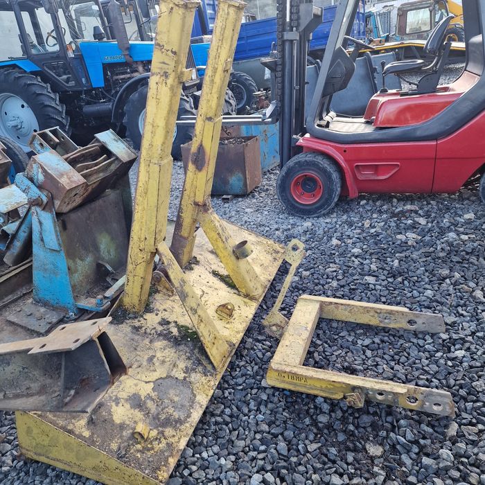 Лопата фронтальна