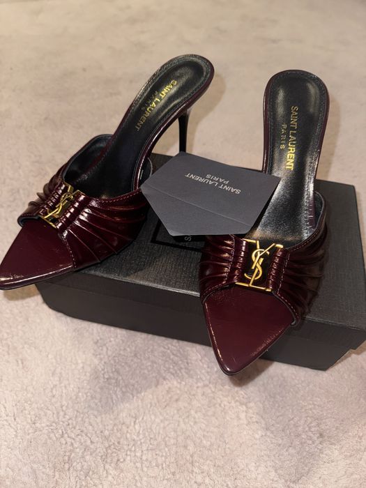 Sandalias YSL 40 Novas