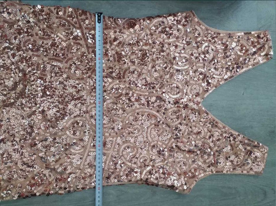 Sukienka cekinowa różowa rozmiar 44