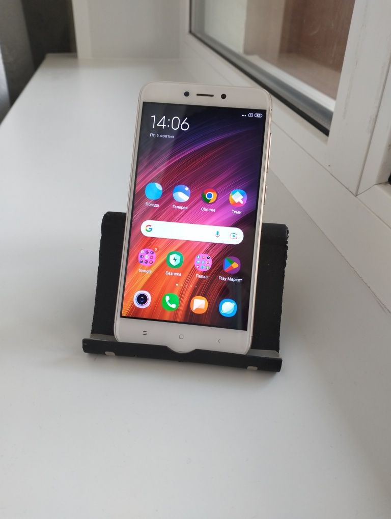 Xiaomi Redmi 4x 3/32 официал, идеал. Голд