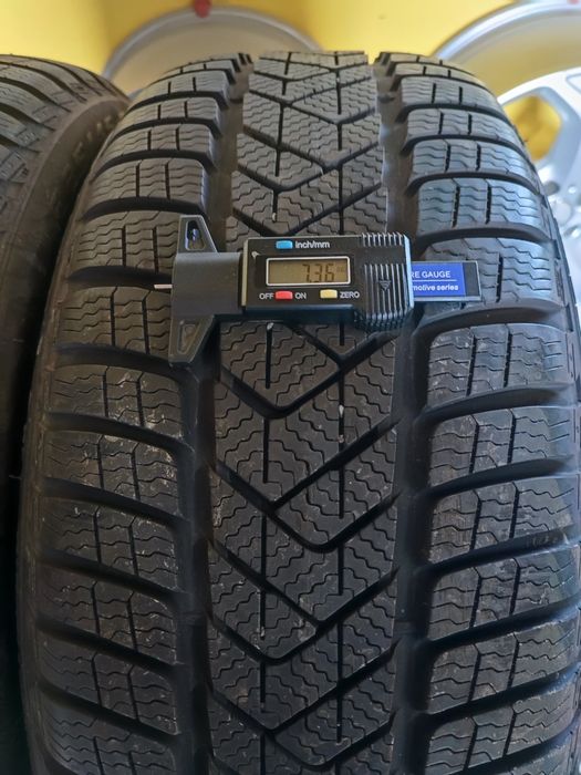 Opony zimowe 225/45R18 95V XL Pirelli SottoZero 3 | 2 sztuki