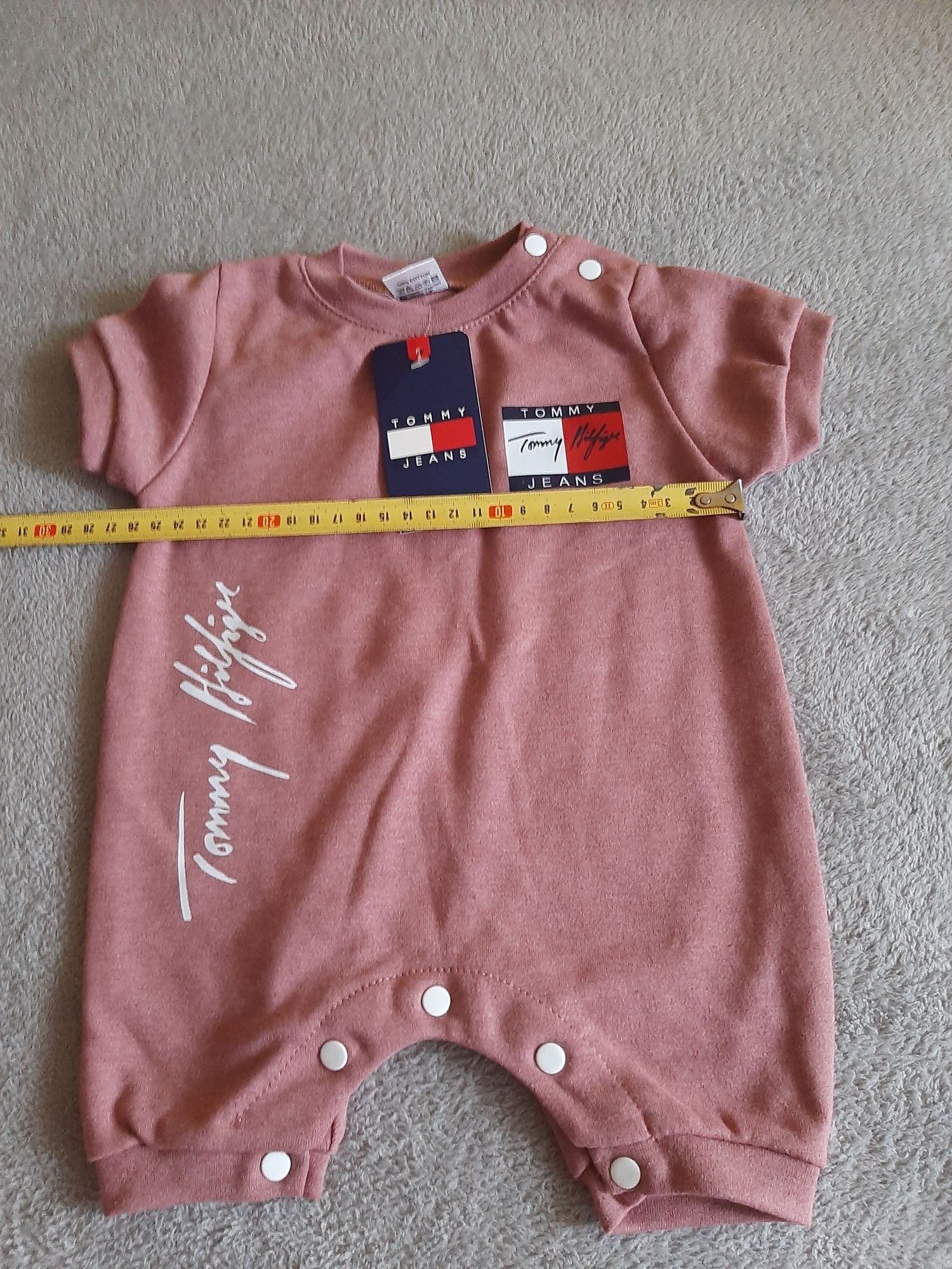 Śpioszki firmy Tommy Hilfiger rozmiar 74