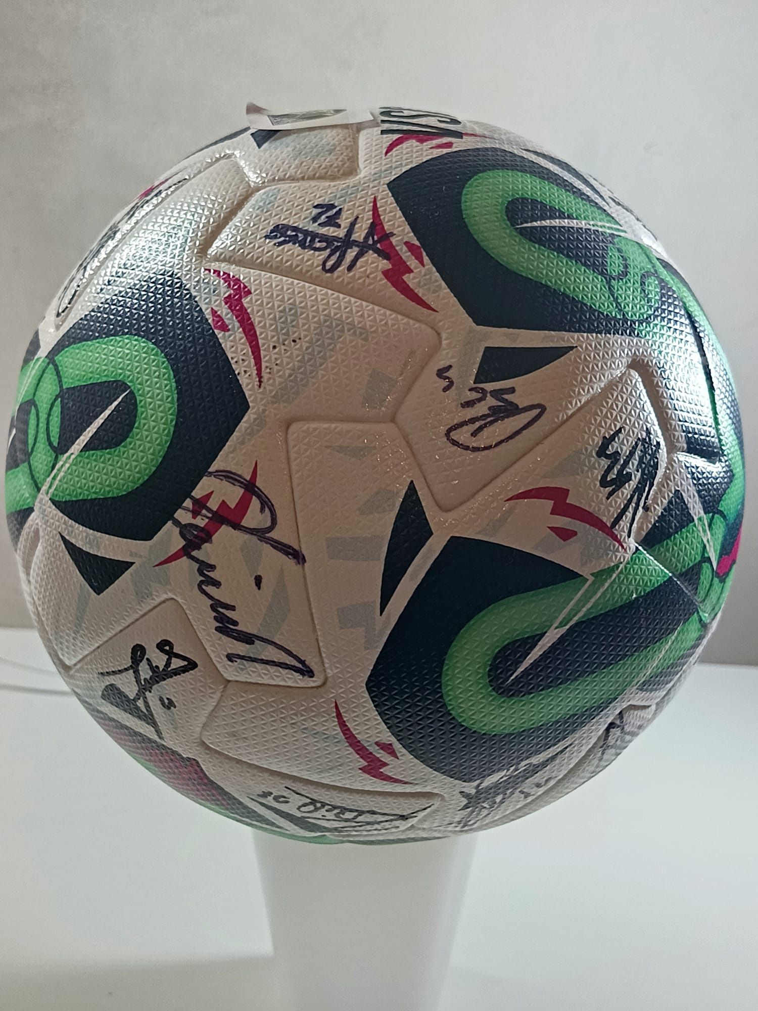 Vitória de Guimarães Bola autografada