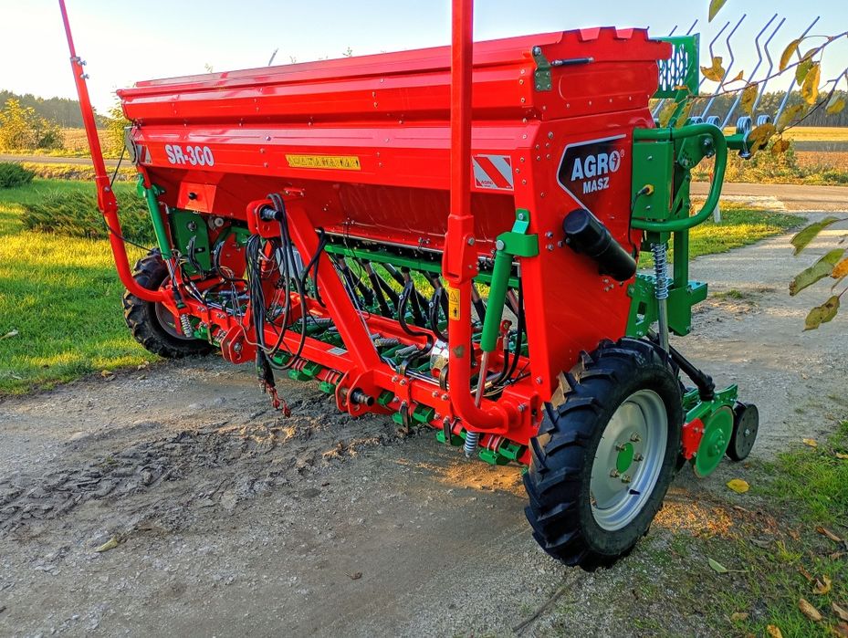 Popokazowy JAK NOWY !! Siewnik talerzowy 3m Agro masz Komputer Unia Am