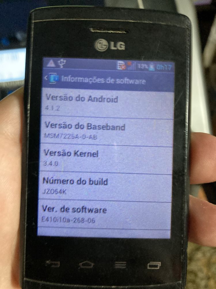 Smartphone LG e410i