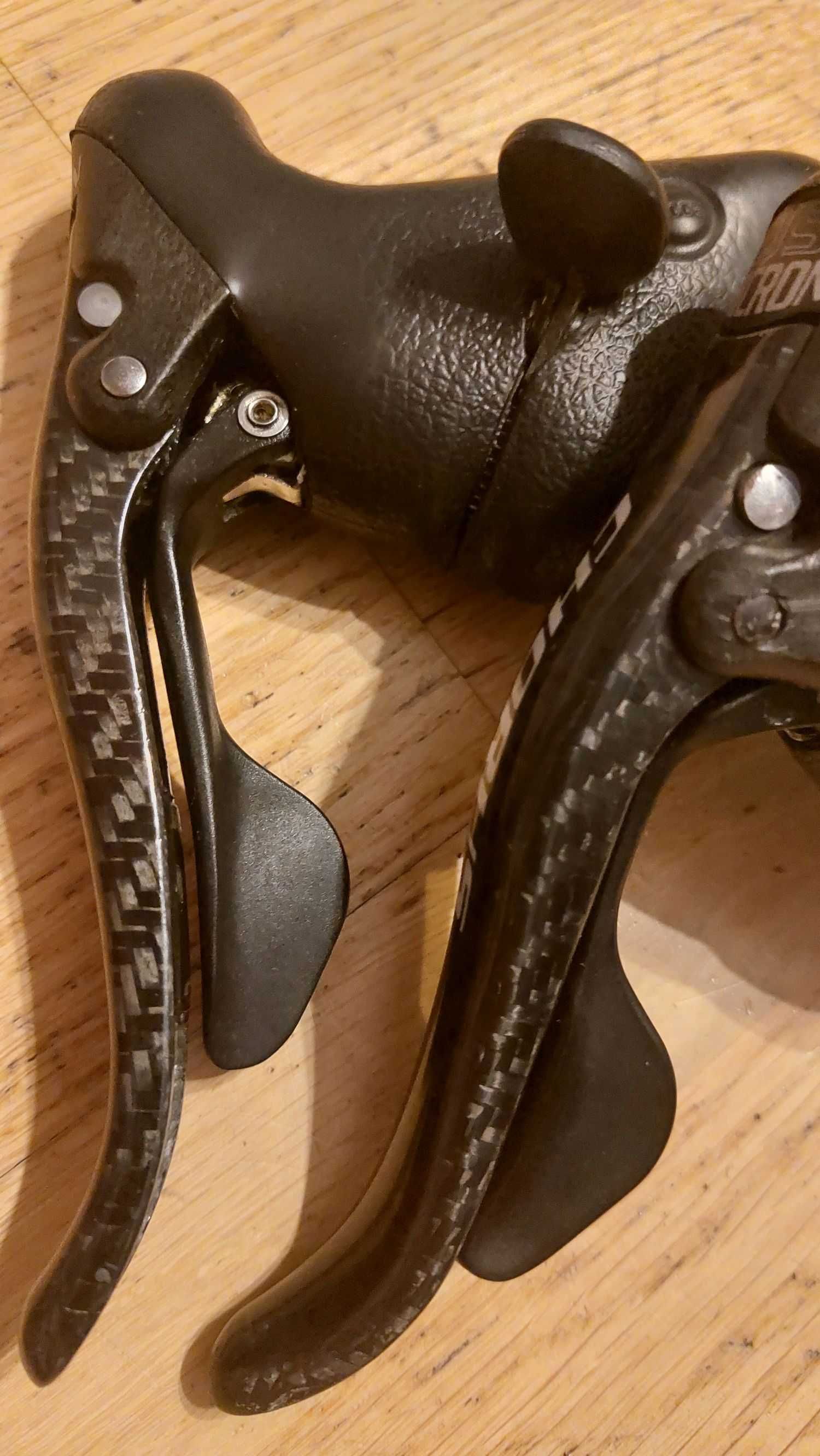 Campagnolo Chorus klamkomanetki 2x10 komplet stan bardzo dobry