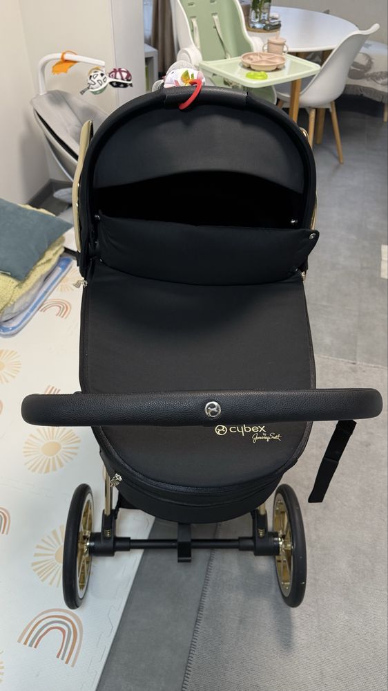 Продам коляску Cybex Priam 4.0 by Jeremy Scott (3 в 1)