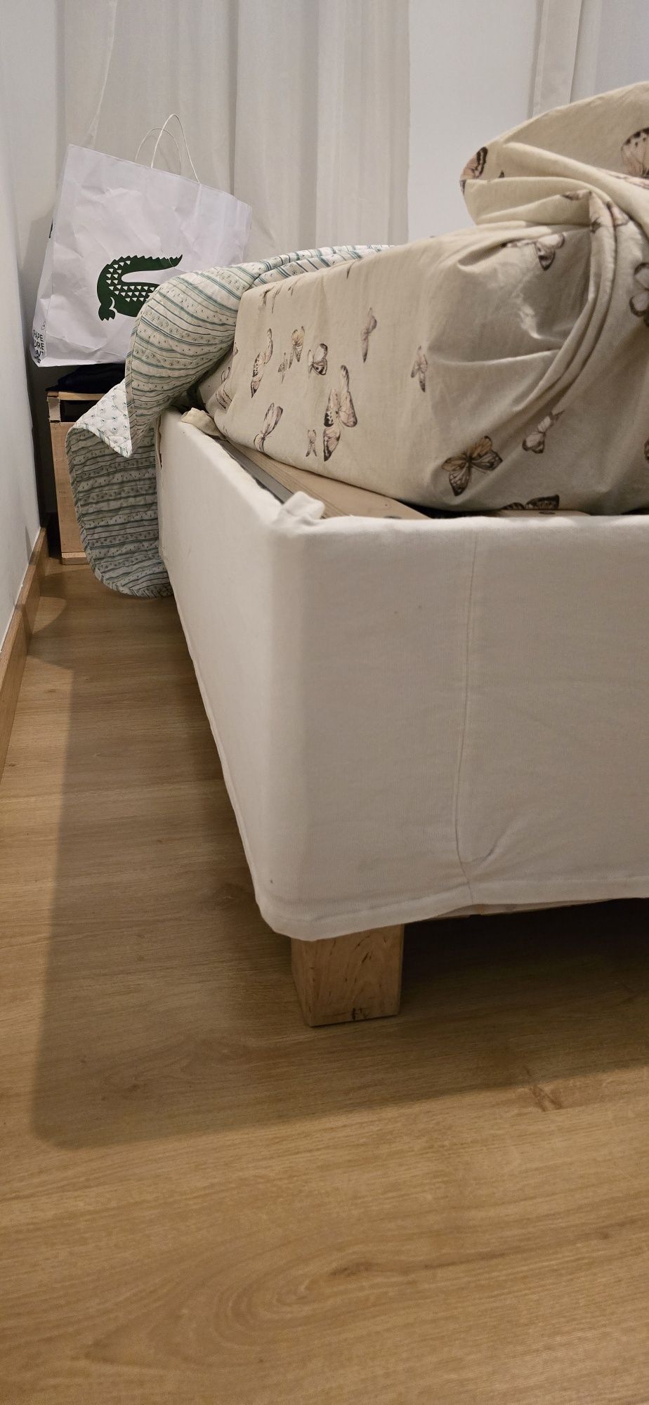 Cama (sommier) e colchão