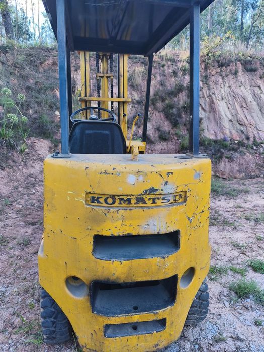 Vendo empilhador Komatsu