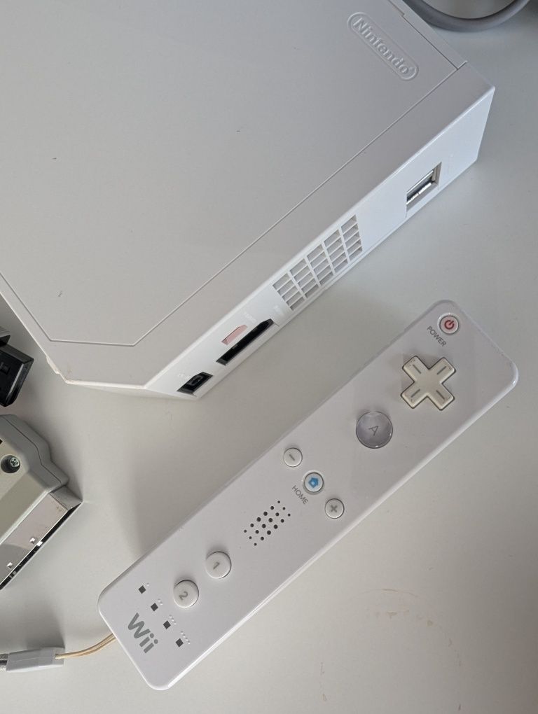 Konsola Nintendo Wii + Akcesoria