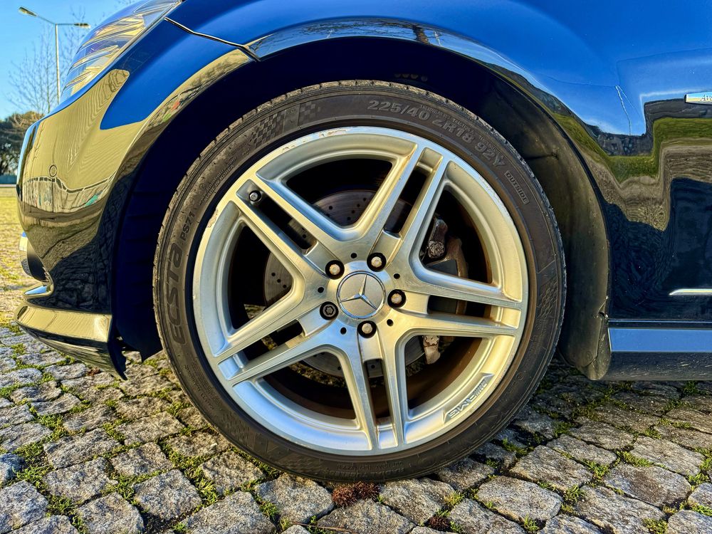 Mercedes C320 CDI V6 Avantgarde - Garantia - Nacional - Manutenções