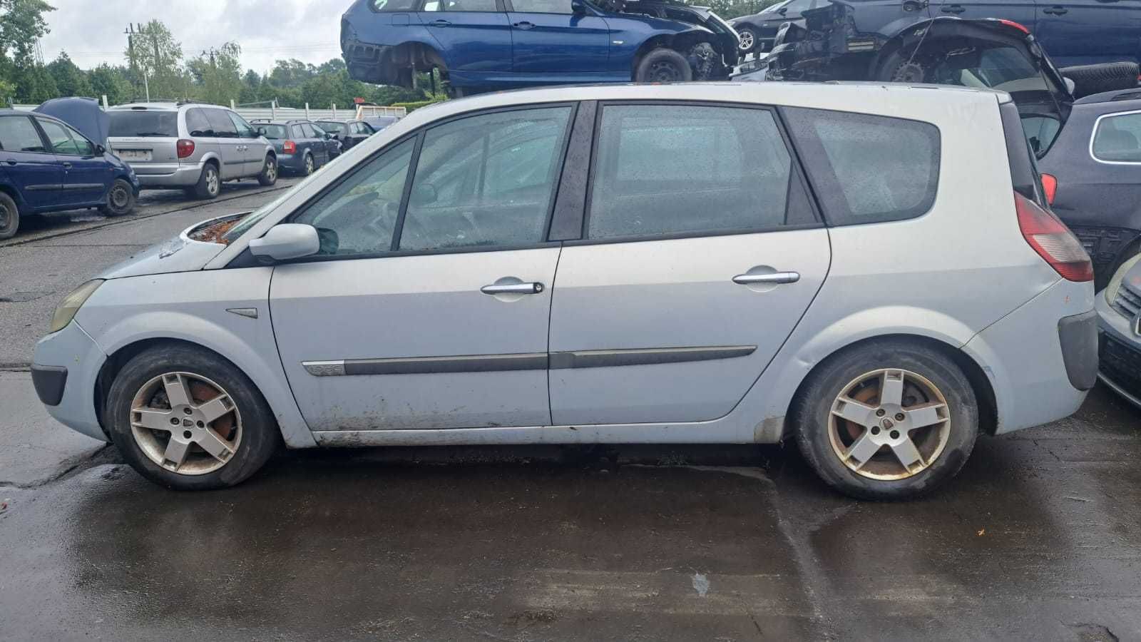 błotnik lewy tył ,el.cięty Renault Grand Scenic II