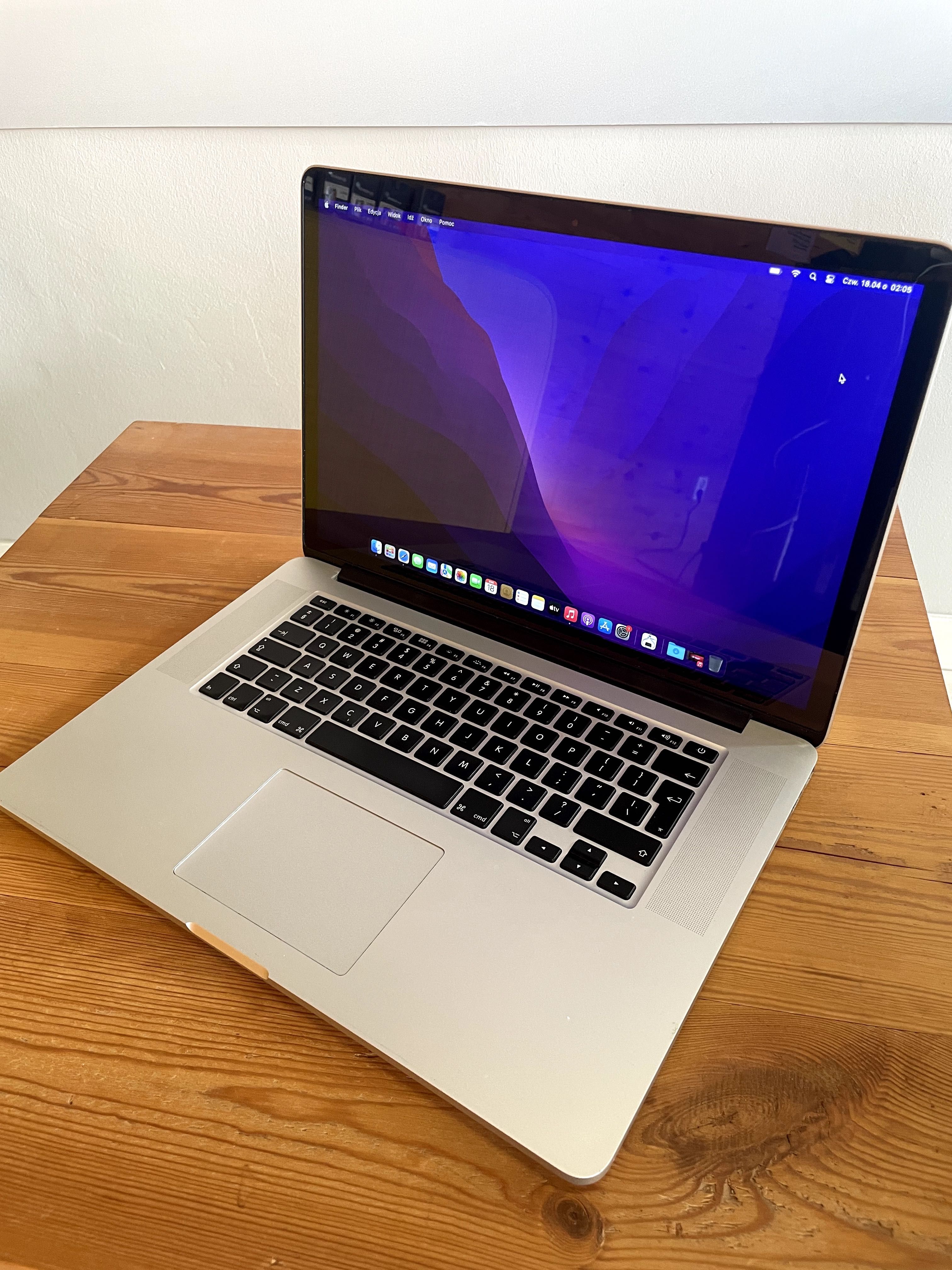 Laptop MacBook Pro 15 A1398 15,4 " Intel Core i7 16 GB RAM / 256 GB