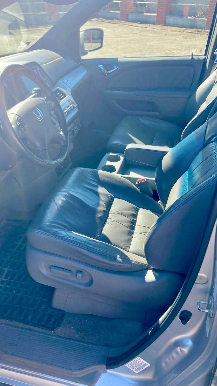 Honda Odyssey, 3,5 V6, 2010, 8 os.