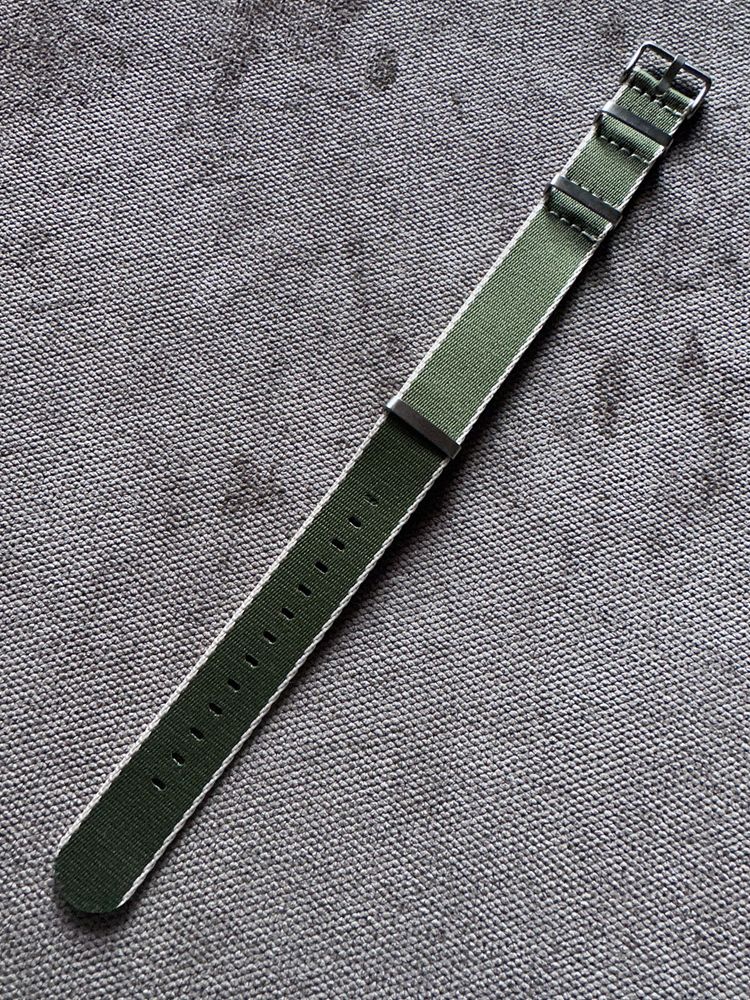 Pasek Nato 20mm Nowy zielono-beżowy srebrna sprzaczka