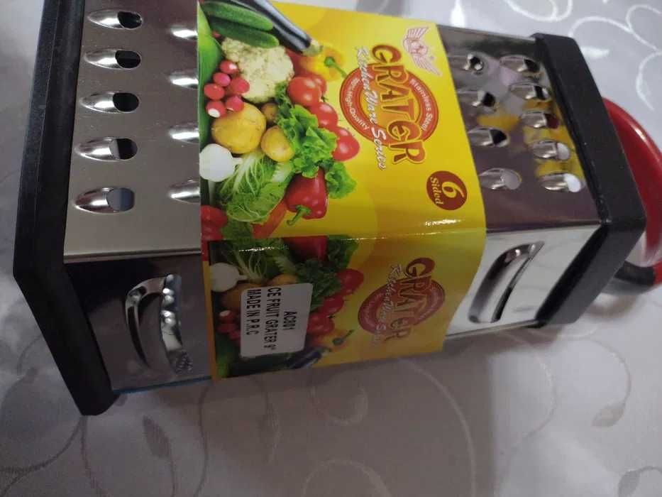 Tarka do sera z pojemnikiem 6-stronna tarka ręczna