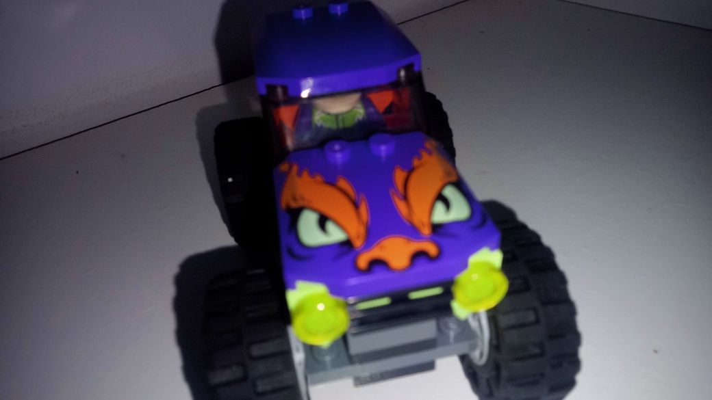 Lego City 60251 - Monster truck