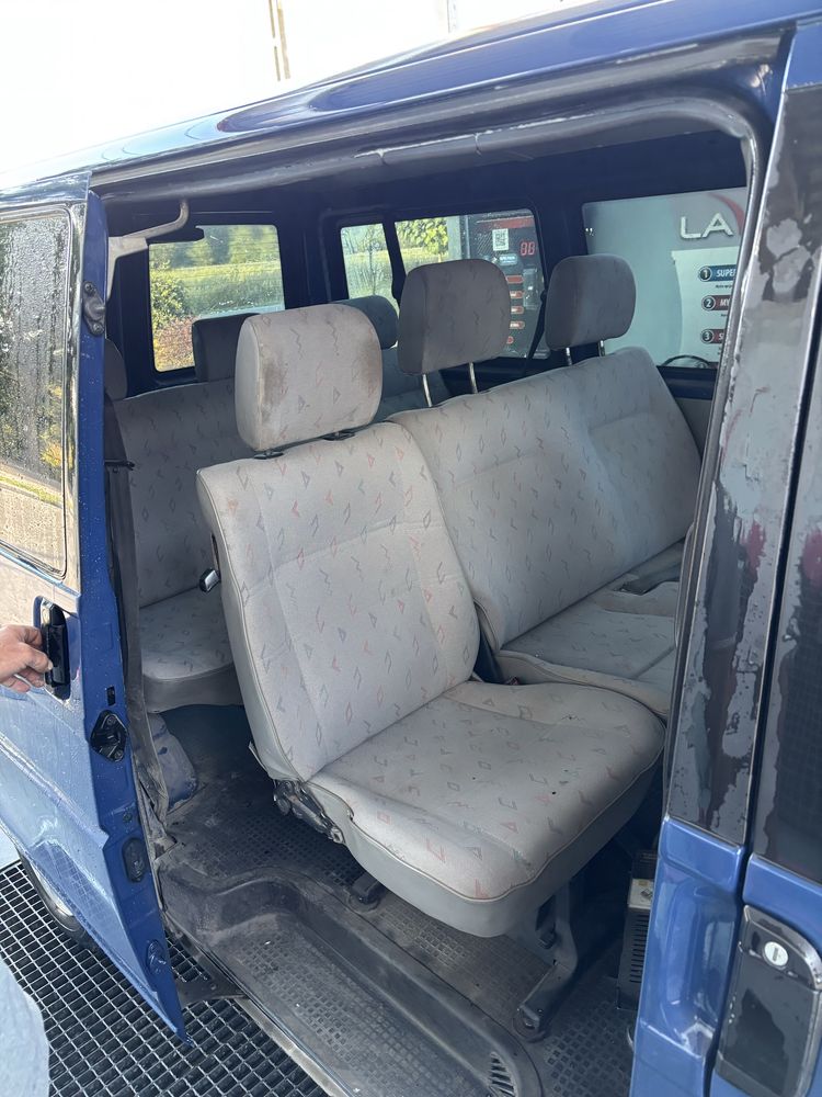 Sprzedam transportera t 4 2.5 tdi 9 osobowy