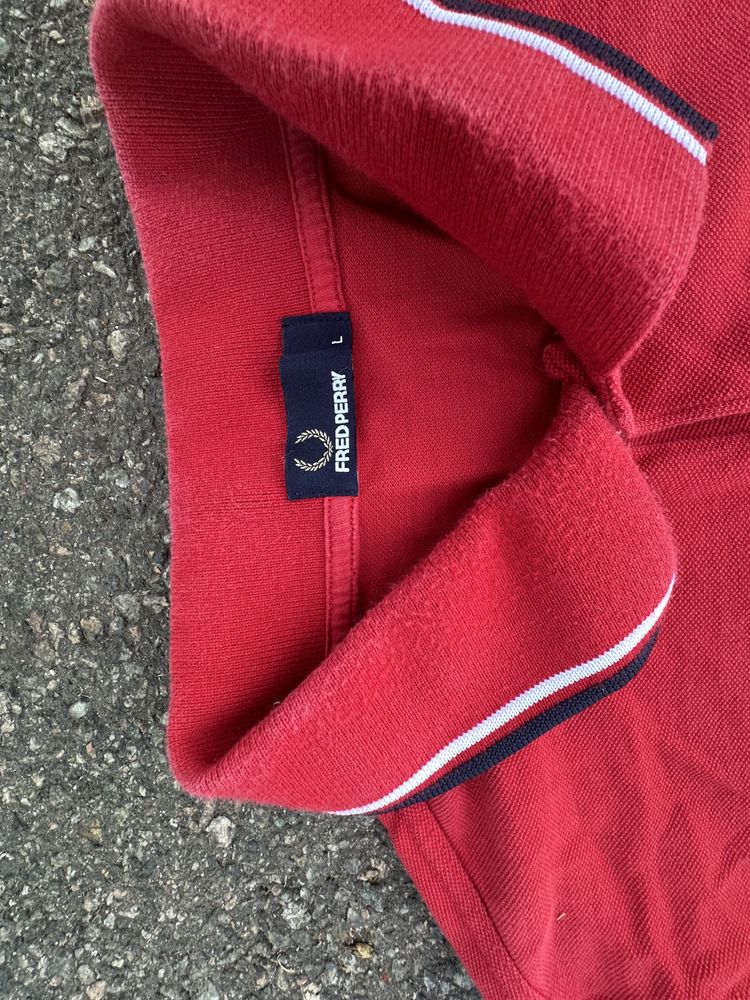 FRED PERRY ORIGINAL не большой торг