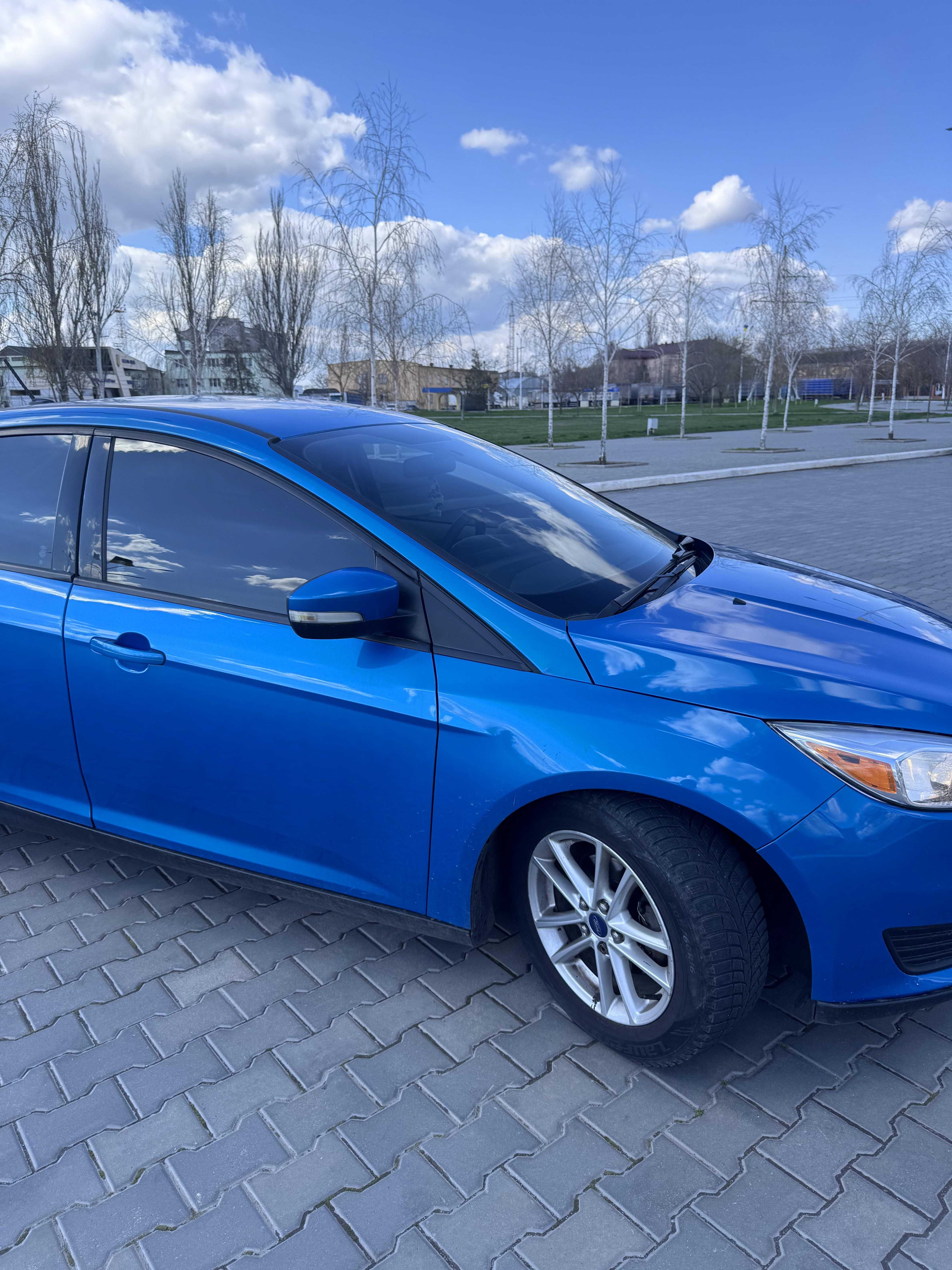 автомобиль Ford Focus 2015 года