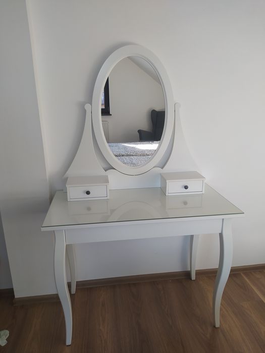 Toaletka Ikea Hemnes