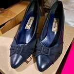 Buty granatowe, szpilka, używane