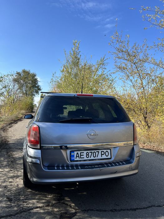 Opel Astra H 2005 1.6 Бензин Газ Механика Переоформление