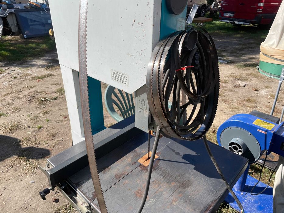 piła taśmowa stojąca