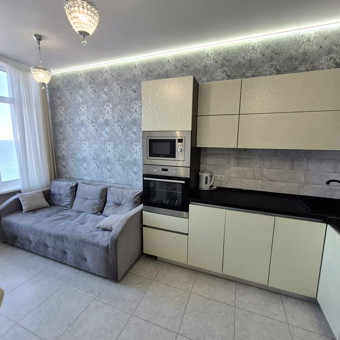 Аркадия. Каманина 16 а. 44 жем.2 ком.люкс. прямой вид моря