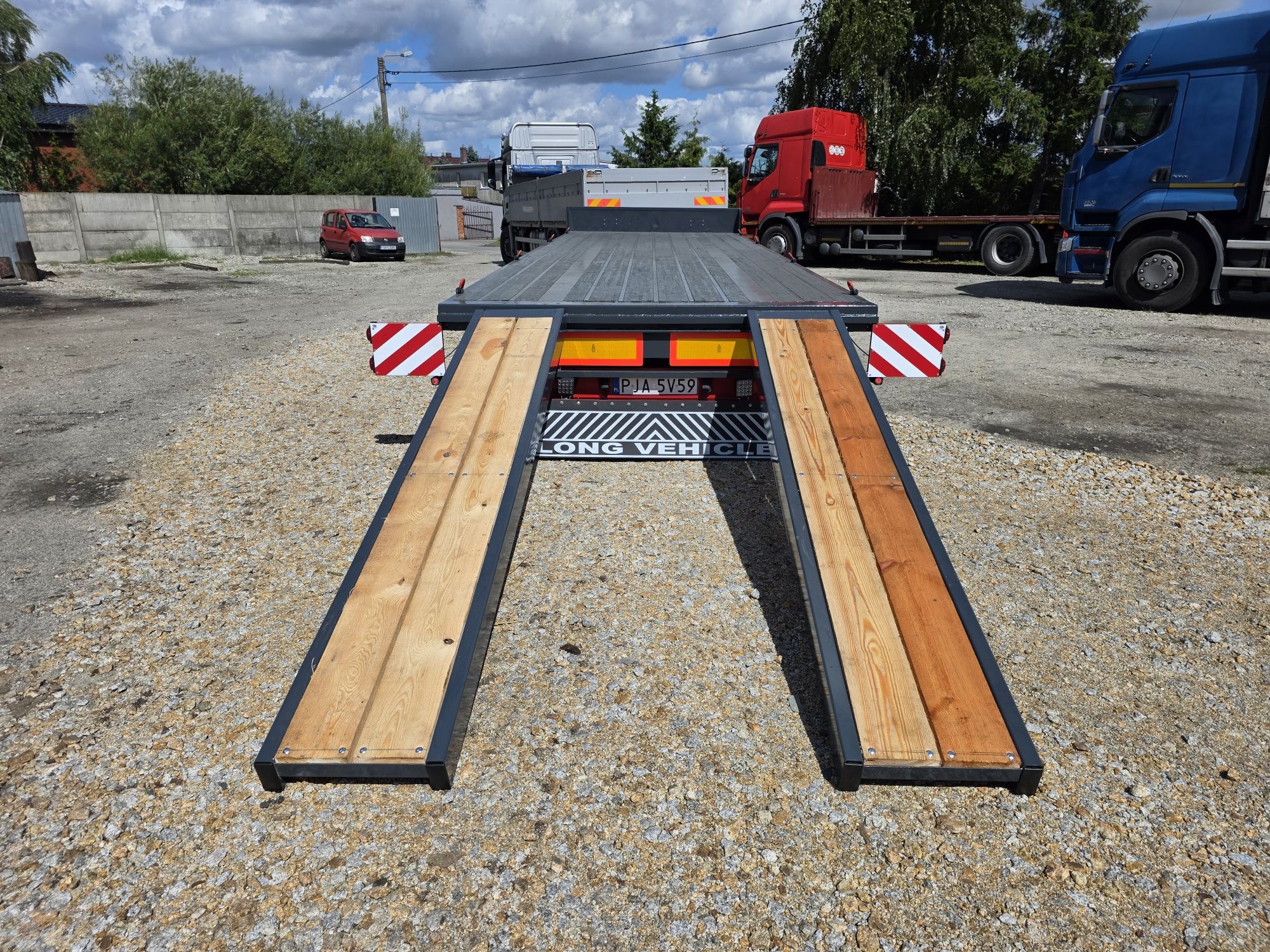Przyczepa SAMRO tandem niskopodwozie