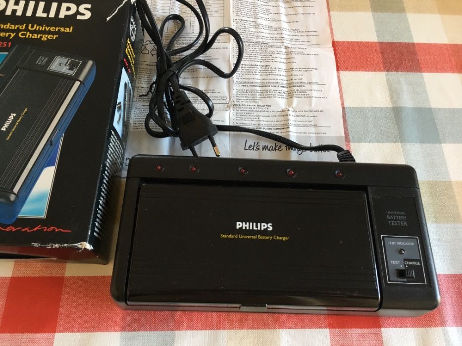 Carregador de pilhas Philips