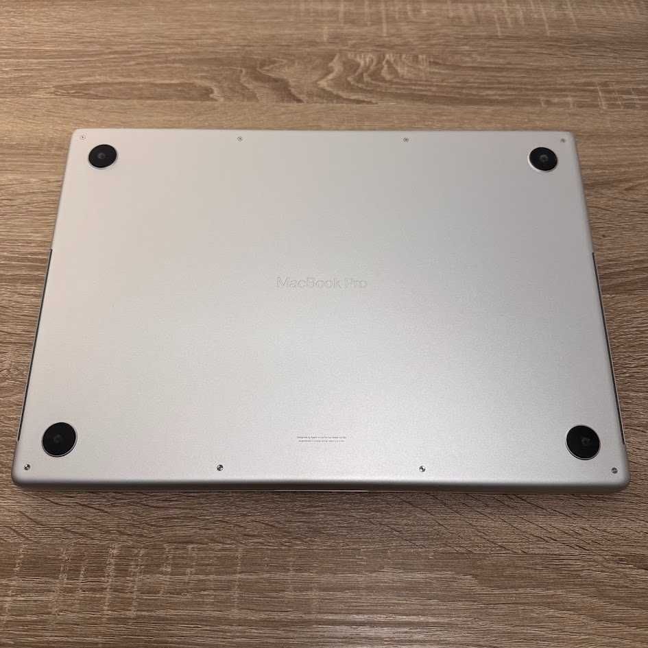 Macbook Pro 16" 2023 M2 Pro / 16Gb DDR5 / SSD 512Gb акб:97% (M0468)