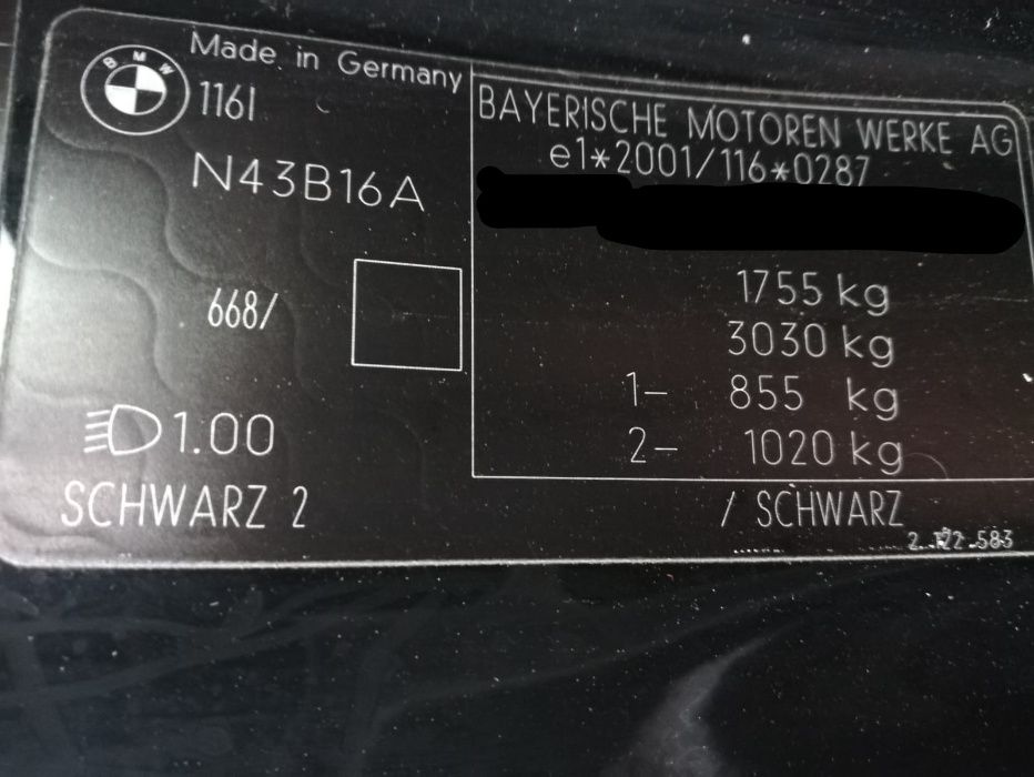 Maska błotnik zderzak BMW E81 E87 schwarz 2