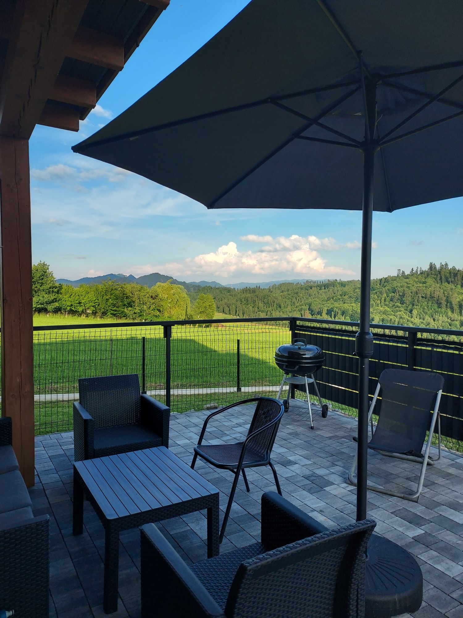Domek, domki z widokiem na Pieniny, Tatry i jezioro Czorsztyńskie