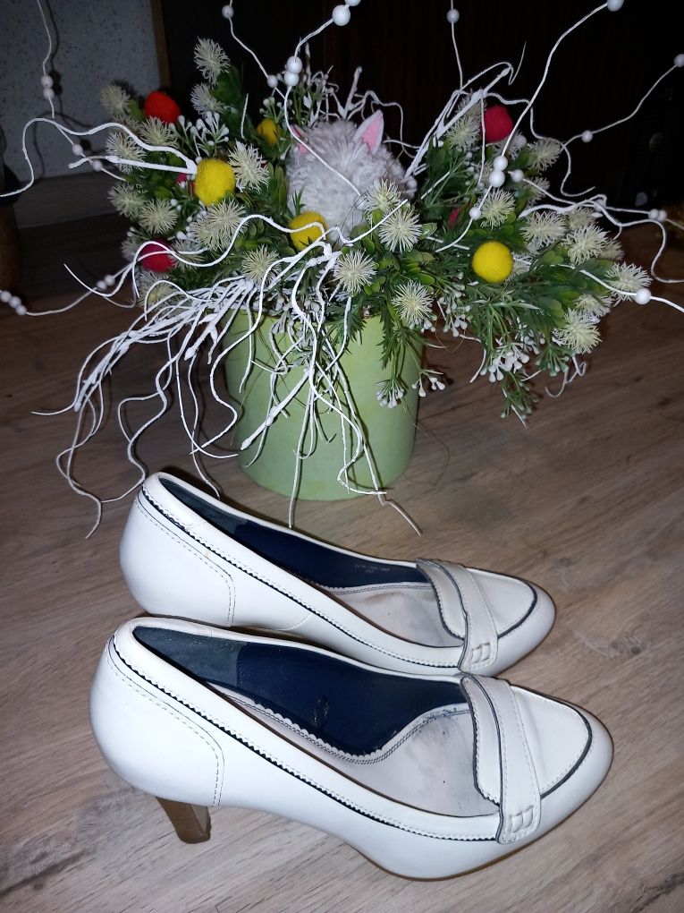Весільні туфлі Zara 41