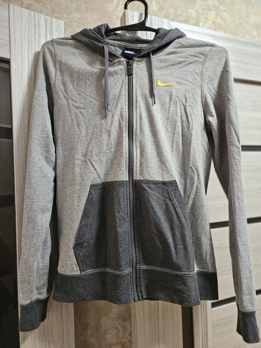 Спортивний костюм Nike