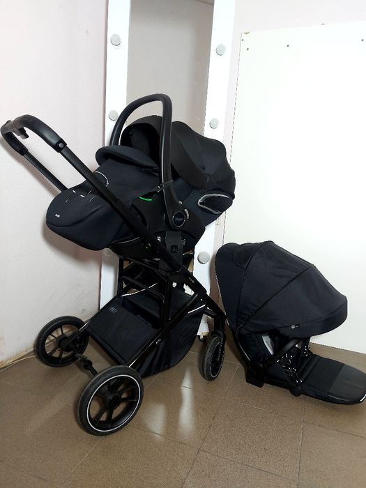 Прогулянкова коляска Carrello Alfa +автокрісло люлька CARRELLO VEGA