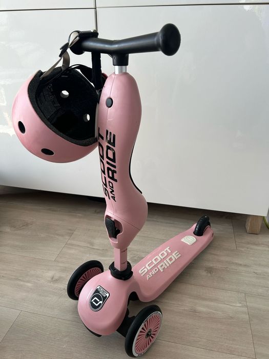 Scoot and ride hulajnoga z jezdzikiem 2w 1 z kaskiem dla dziewczynki