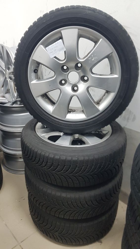 Комплект зимових  колес на дісках  195/55 R 16  Coodyear