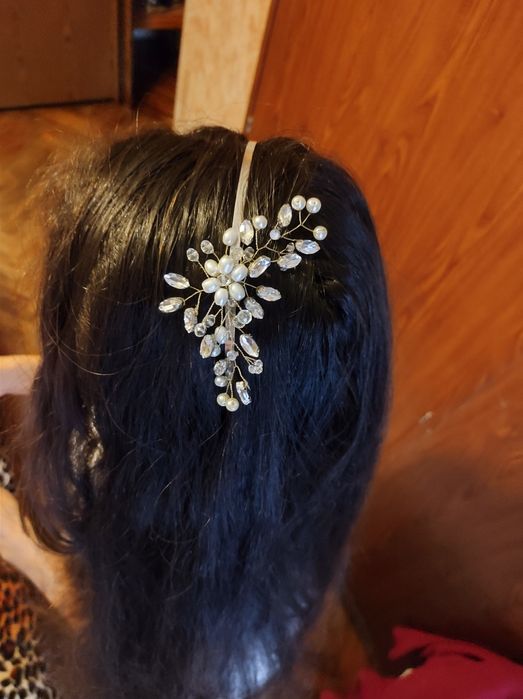 Украшение свадебное цветы на обруче