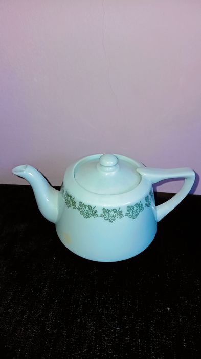 Porcelanowy Imbryk