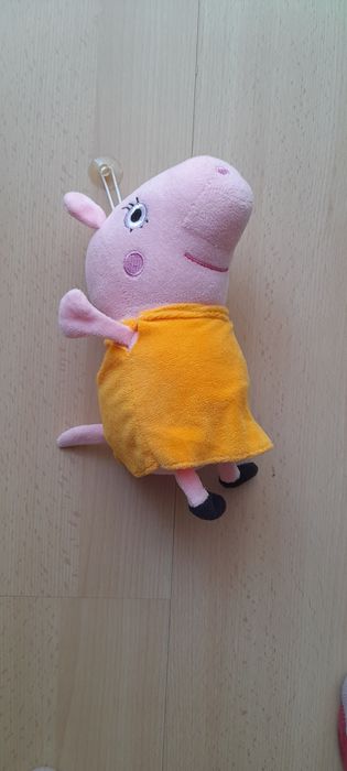 Maskotka świnka peppa z uchwytem