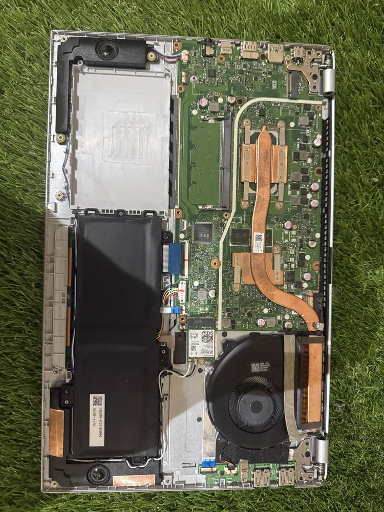 Asus VivoBook F512J