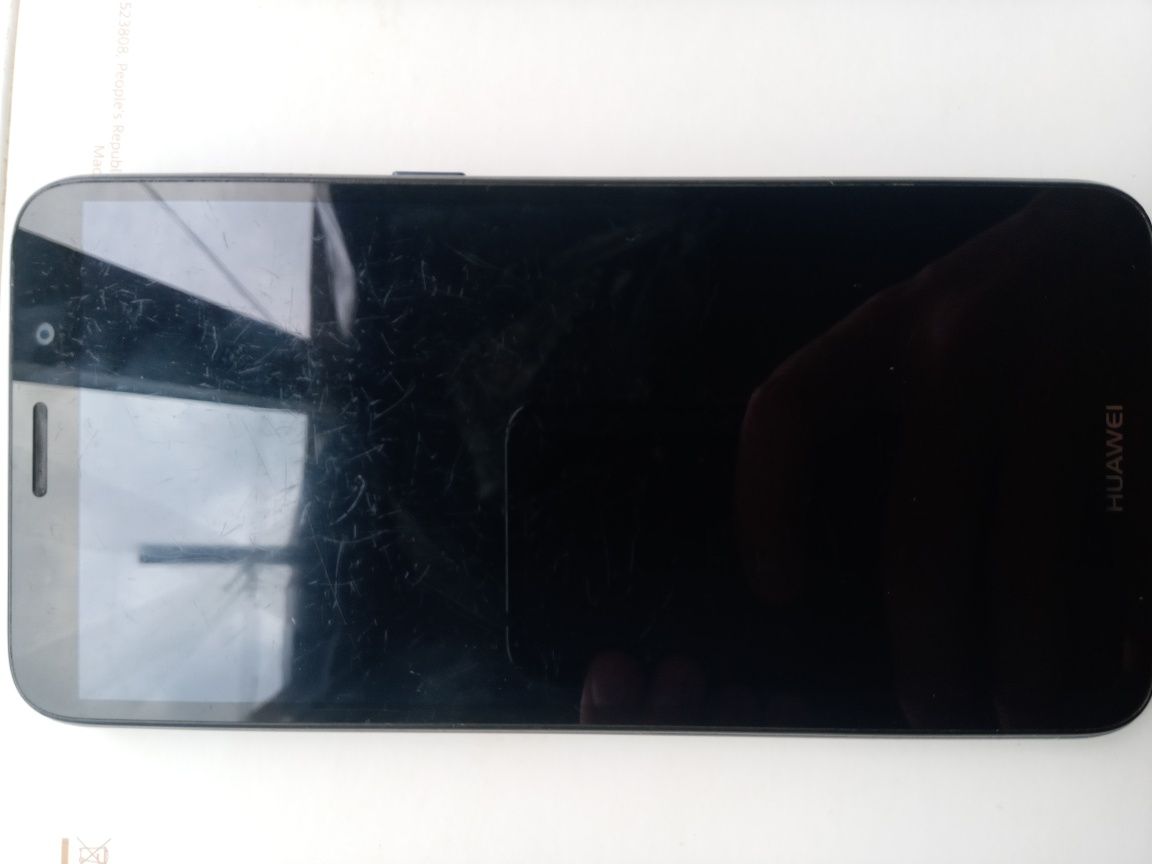Продам телефон Huawei Y5