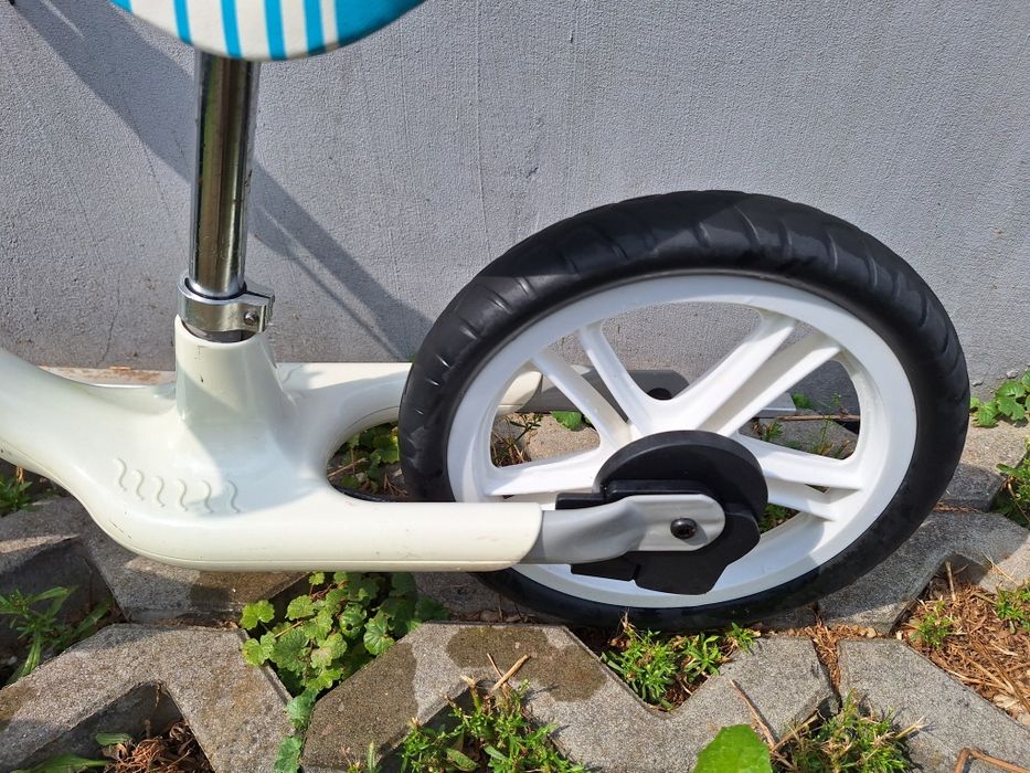 Rowerek biegowy lionelo