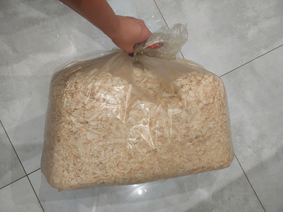 Trociny I karma dla chomika