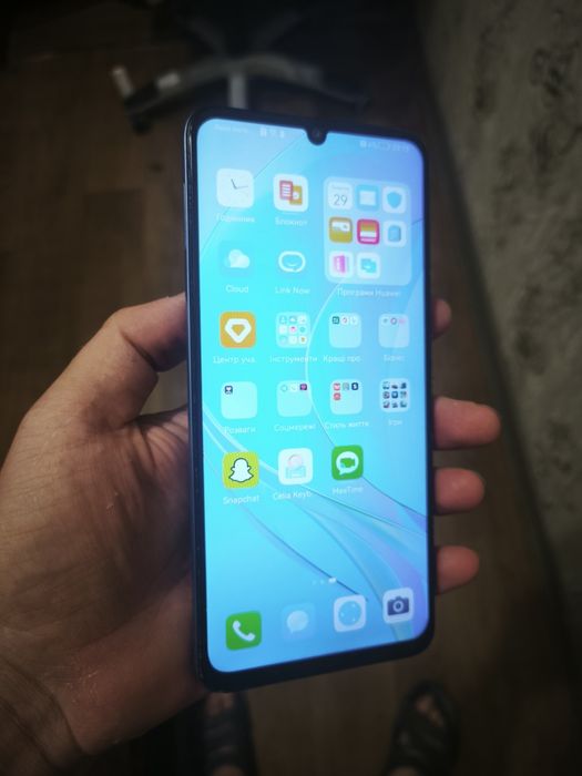 Продам Huawei nova Y70 4/128
