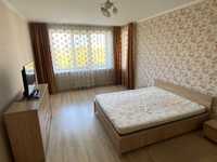 Продаж 1-кімнатної квартири в центрі Луцька (Набережна 10) (50 м.кв.)