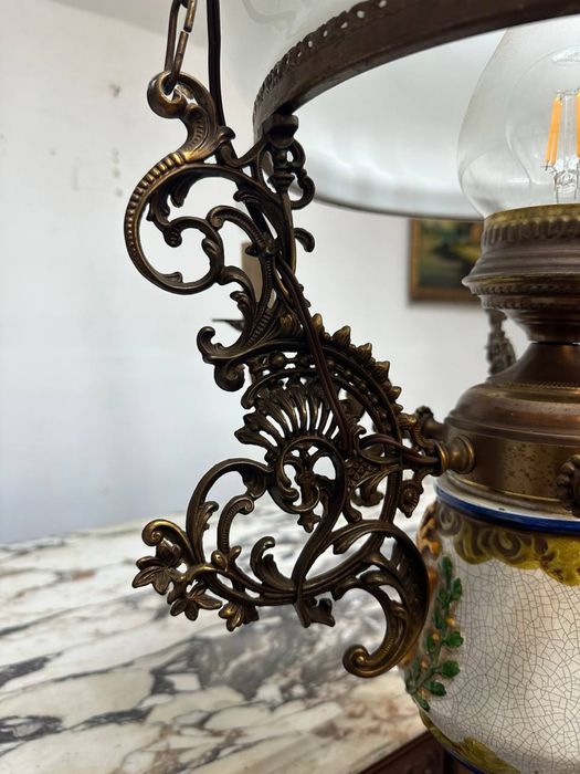 Антикварна голандська люстра бронза порцеляна 7458
