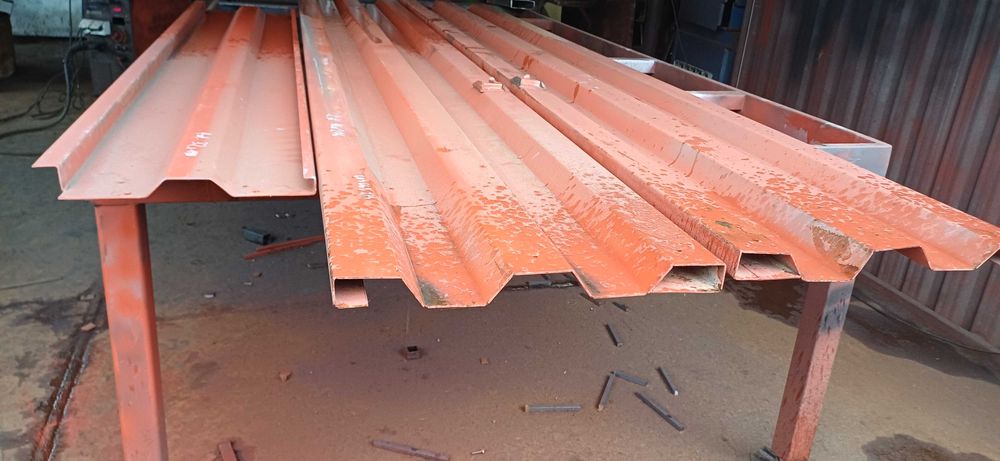 Burty metalowe 2mm